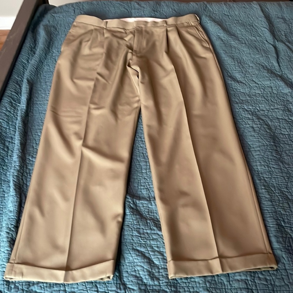 Haggar Men’s Dress Pants